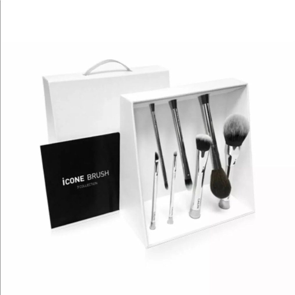 Cailyn 7 piece Brush set